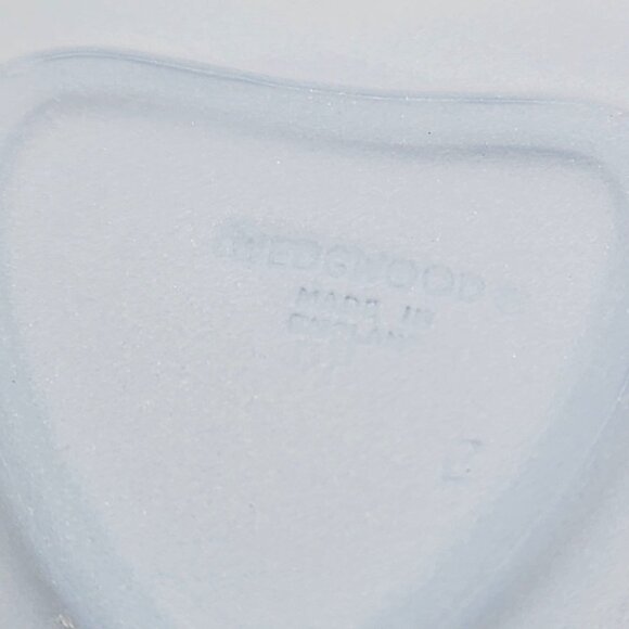 Wedgwood Heart Trinket Dish Blue & White Jasperware Made In England - Picture 5 of 8